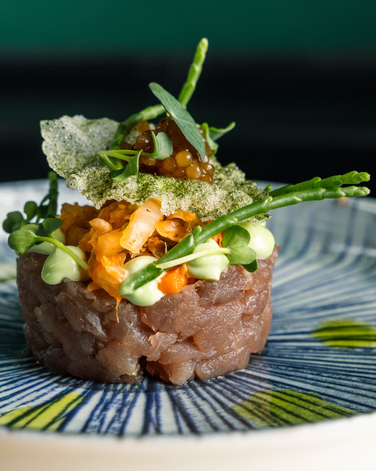 Tonijn tartaar — seizoensgerecht van Ensemble Gastro & Bar in Zwolle